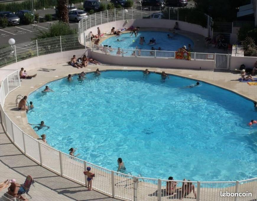 Le Lagon Bleu 4 Personnes Le Grau-du-Roi Luaran gambar